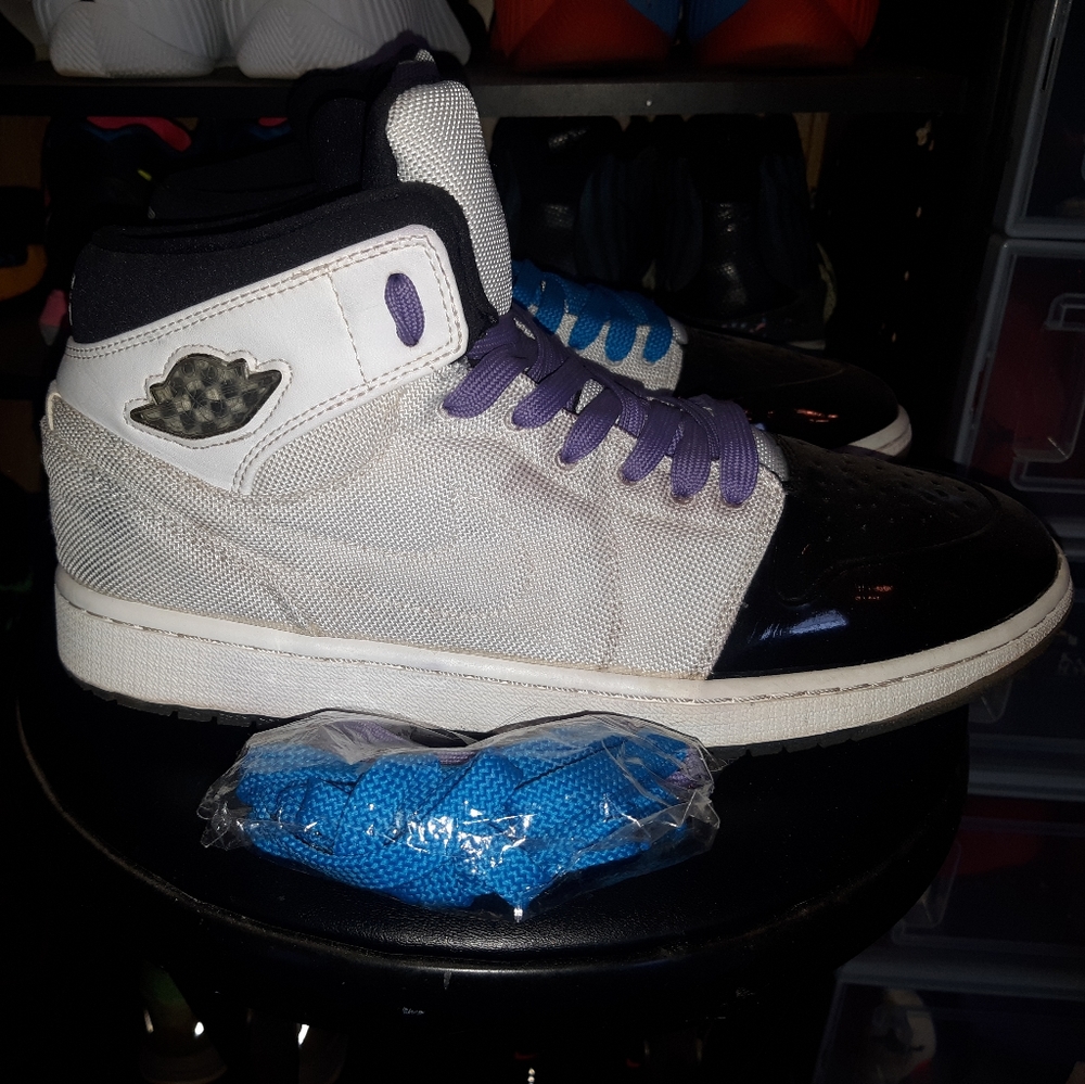 Jordan 1 Retro 99